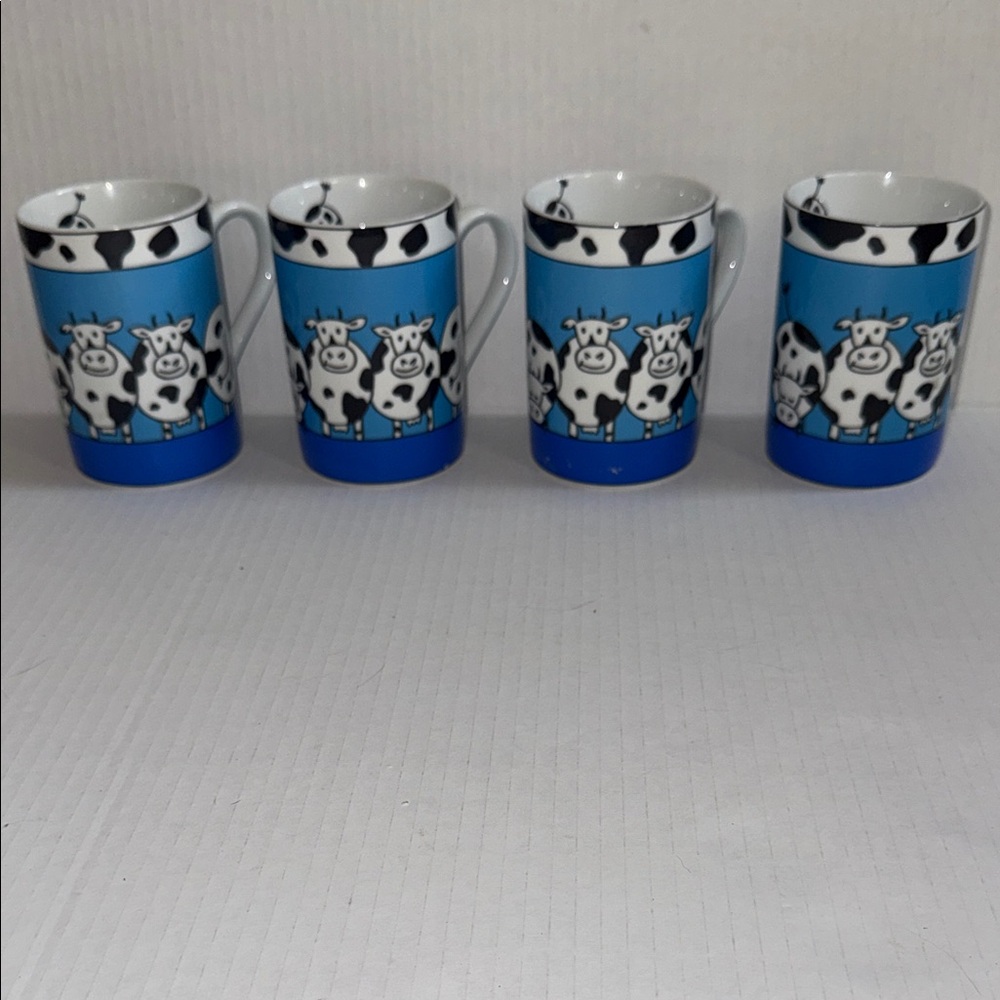 4 Blue Cow Print Mugs Set